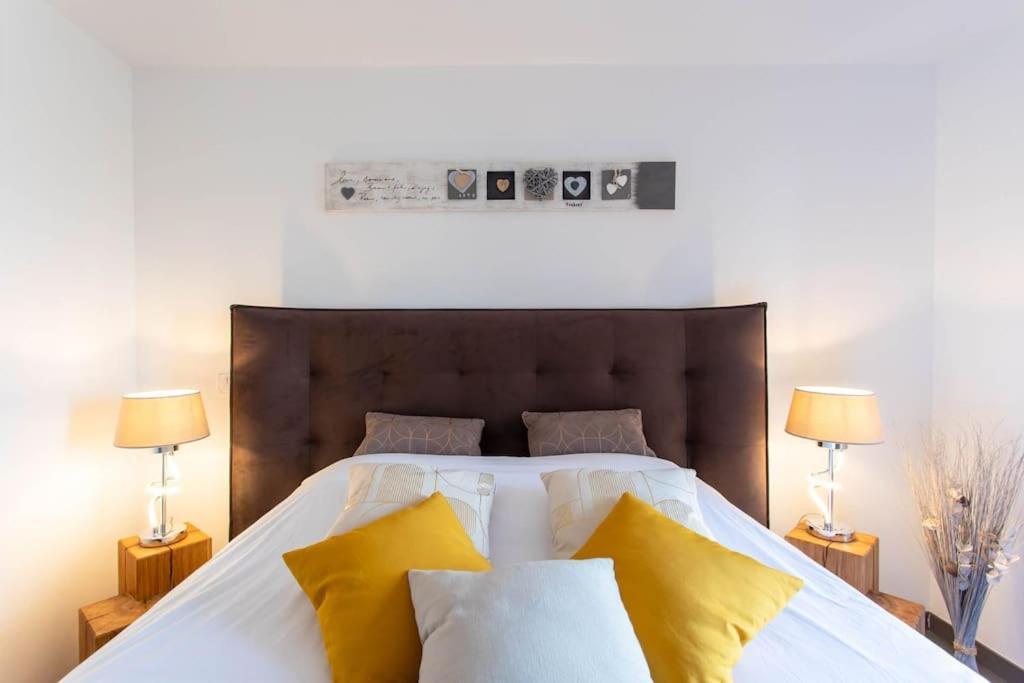 A7- 2 Bdr Sea & Mountain View - Ac, Parking, Pool & Terrace Apartment Antibes Exterior photo