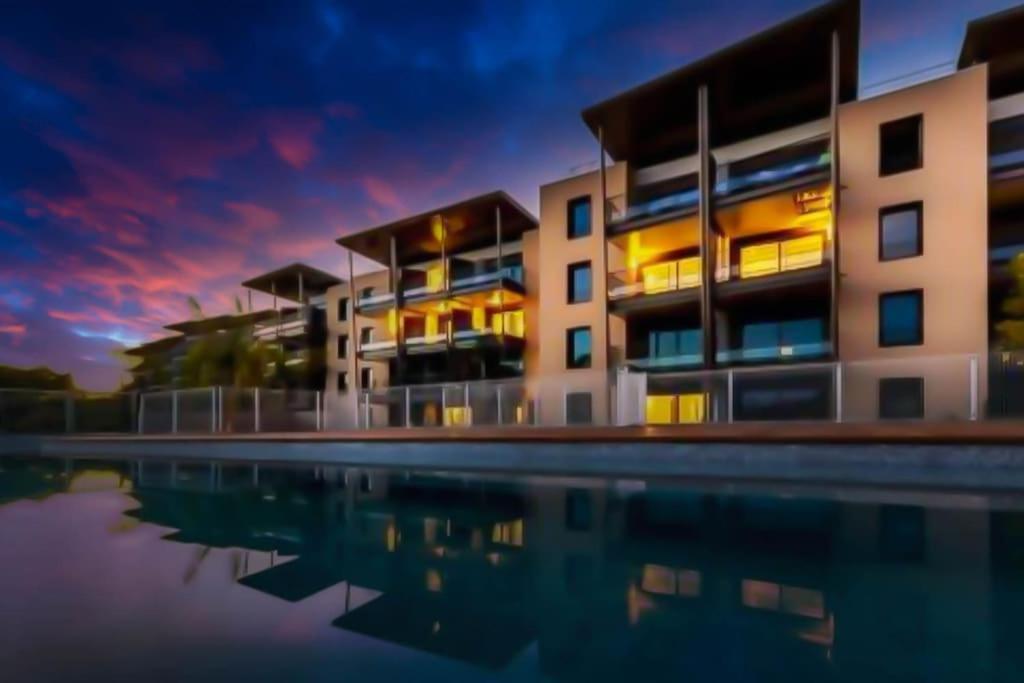 A7- 2 Bdr Sea & Mountain View - Ac, Parking, Pool & Terrace Apartment Antibes Exterior photo